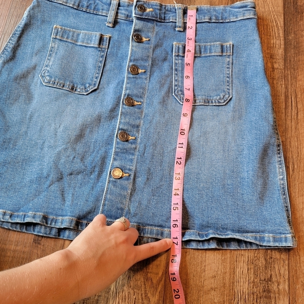 Y2K Gap Button Front Denim Mini Skirt - Picture 6 of 6